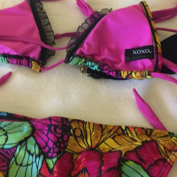 Bikini bundle - Picture 3 of 8